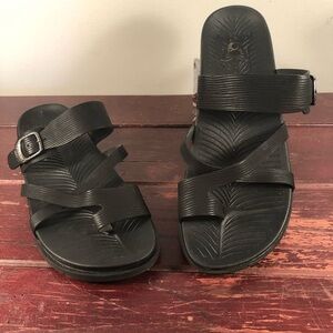 Kuailu Women's Orthopedic Yoga Mat Beach Sandals Black Size 9
